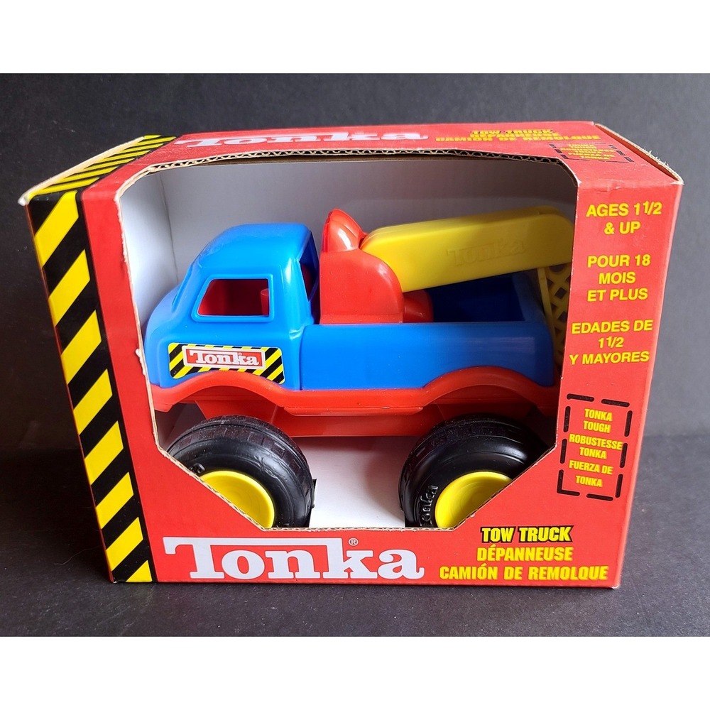 Vintage My First Tonka Tough Junior TOW TRUCK Model 76810 Hasbro Blue Red Yellow